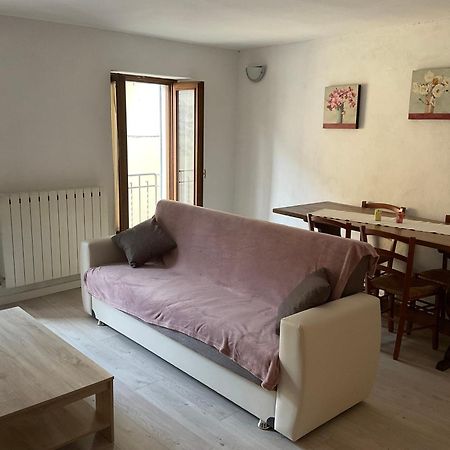 Casa Vacanze Scent Of Roses Verbania Exterior photo
